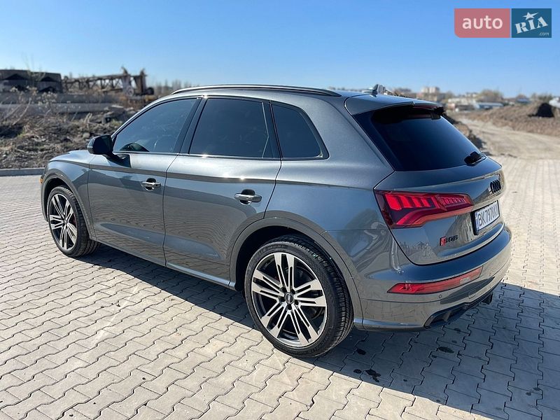 Внедорожник / Кроссовер Audi SQ5 2019 в Ровно