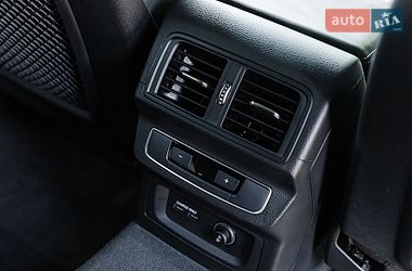 Позашляховик / Кросовер Audi SQ5 2021 в Дніпрі