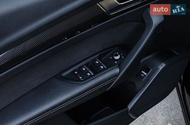 Позашляховик / Кросовер Audi SQ5 2021 в Дніпрі