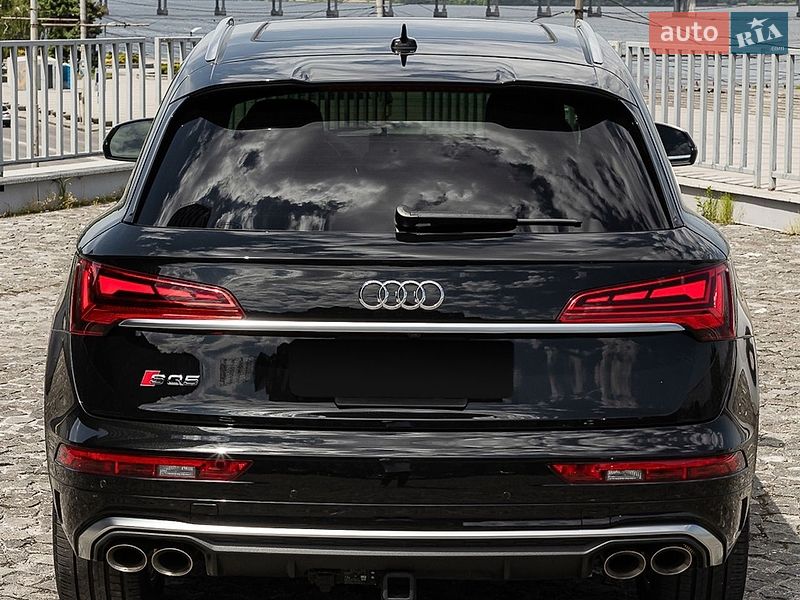 Позашляховик / Кросовер Audi SQ5 2021 в Дніпрі