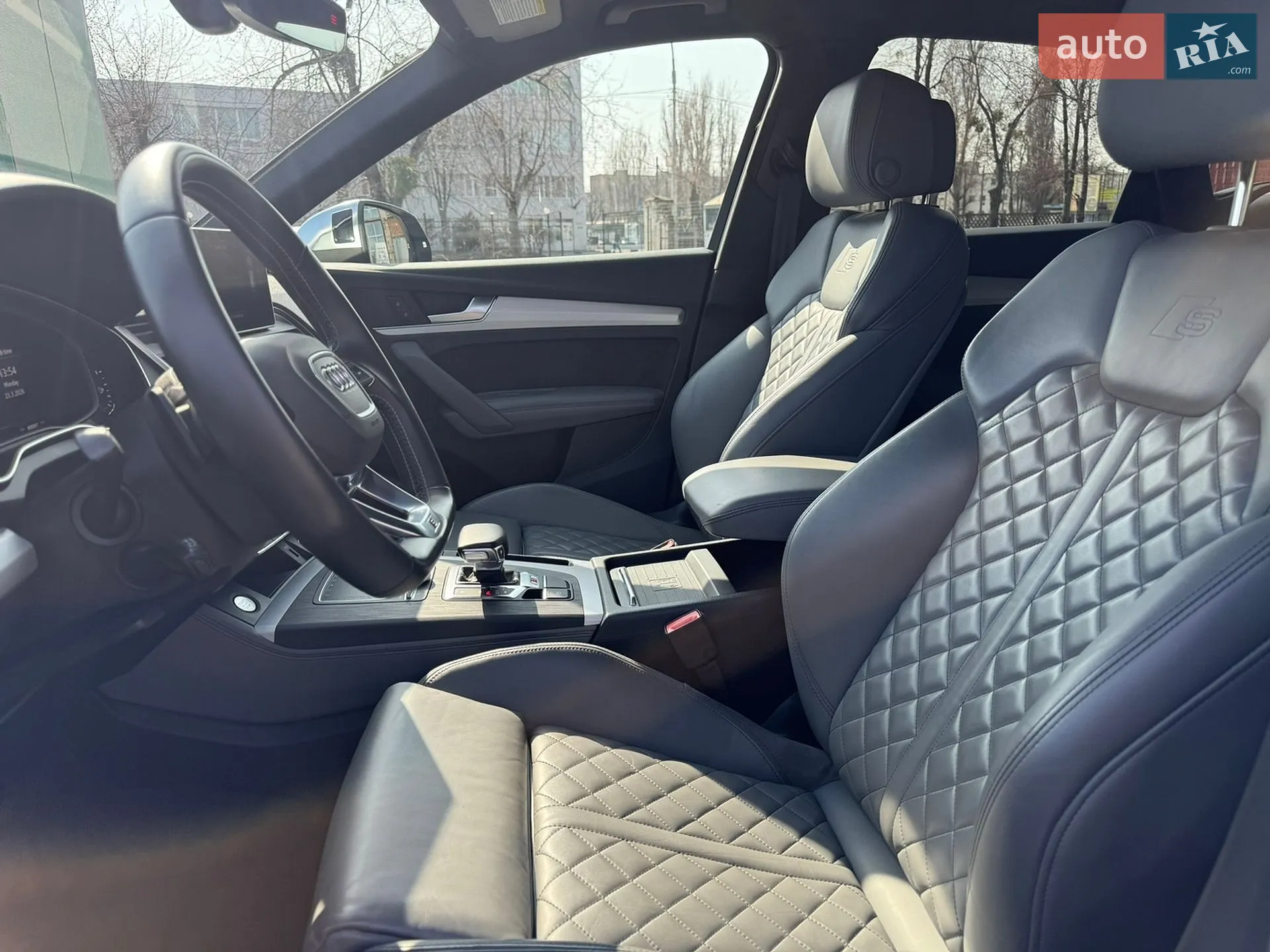 2019 Audi SQ5 - мініатюра 11
