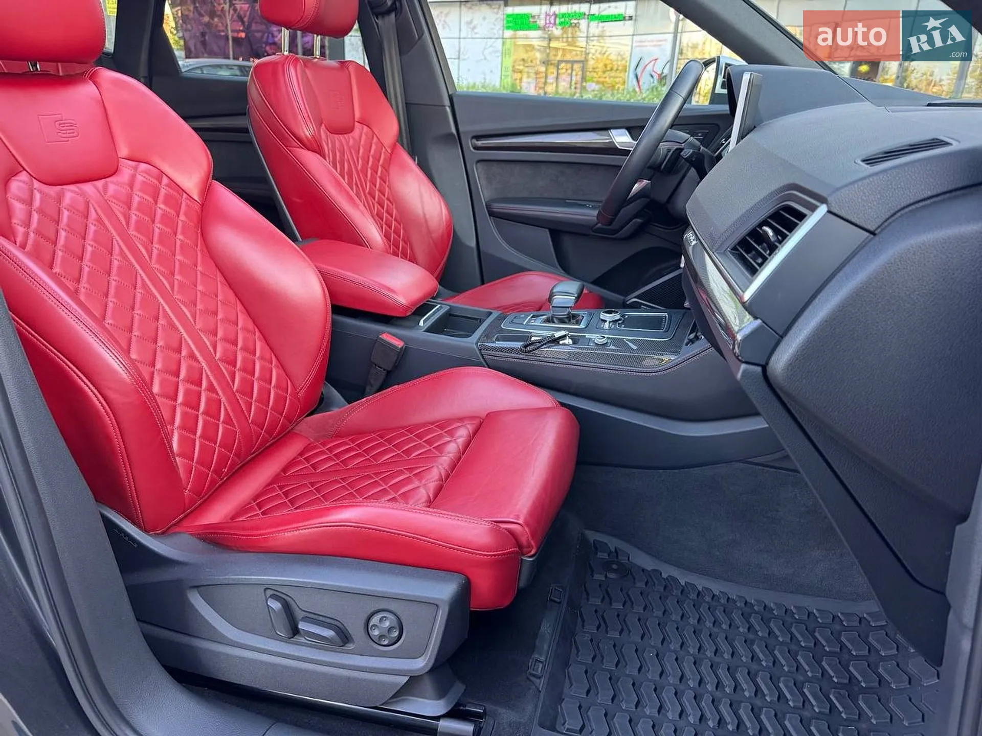 2018 Audi SQ5 - мініатюра 11