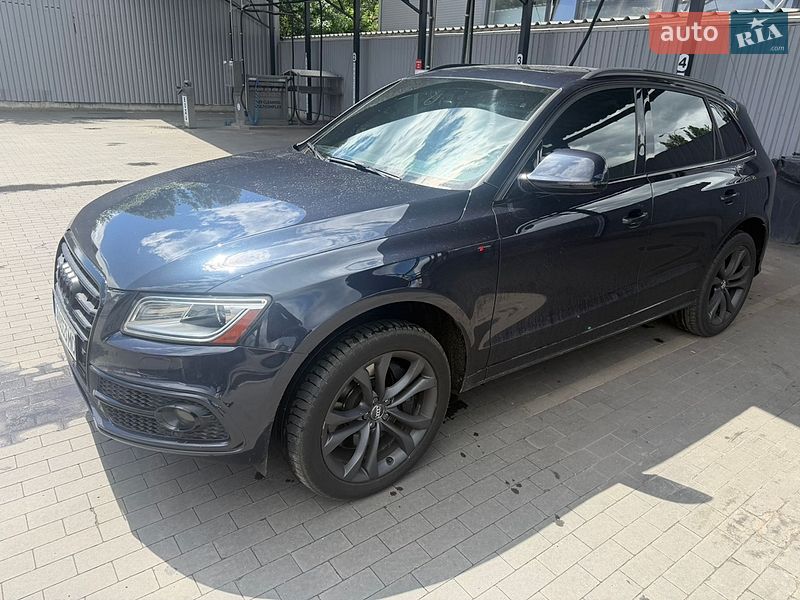 Внедорожник / Кроссовер Audi SQ5 2016 в Киеве