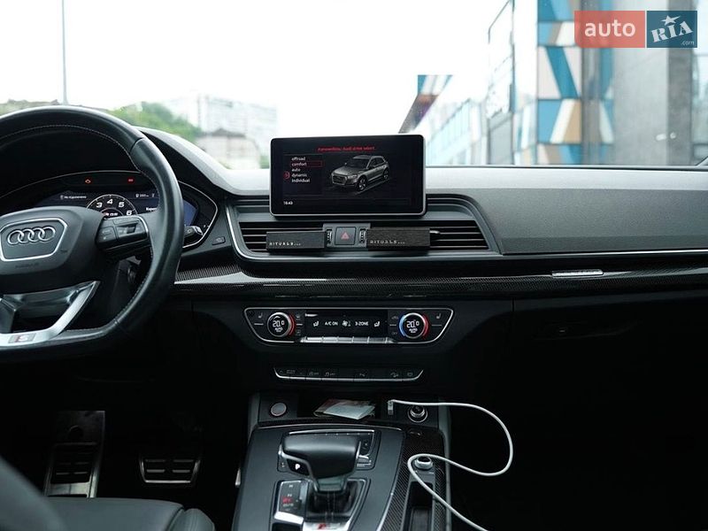Внедорожник / Кроссовер Audi SQ5 2018 в Киеве