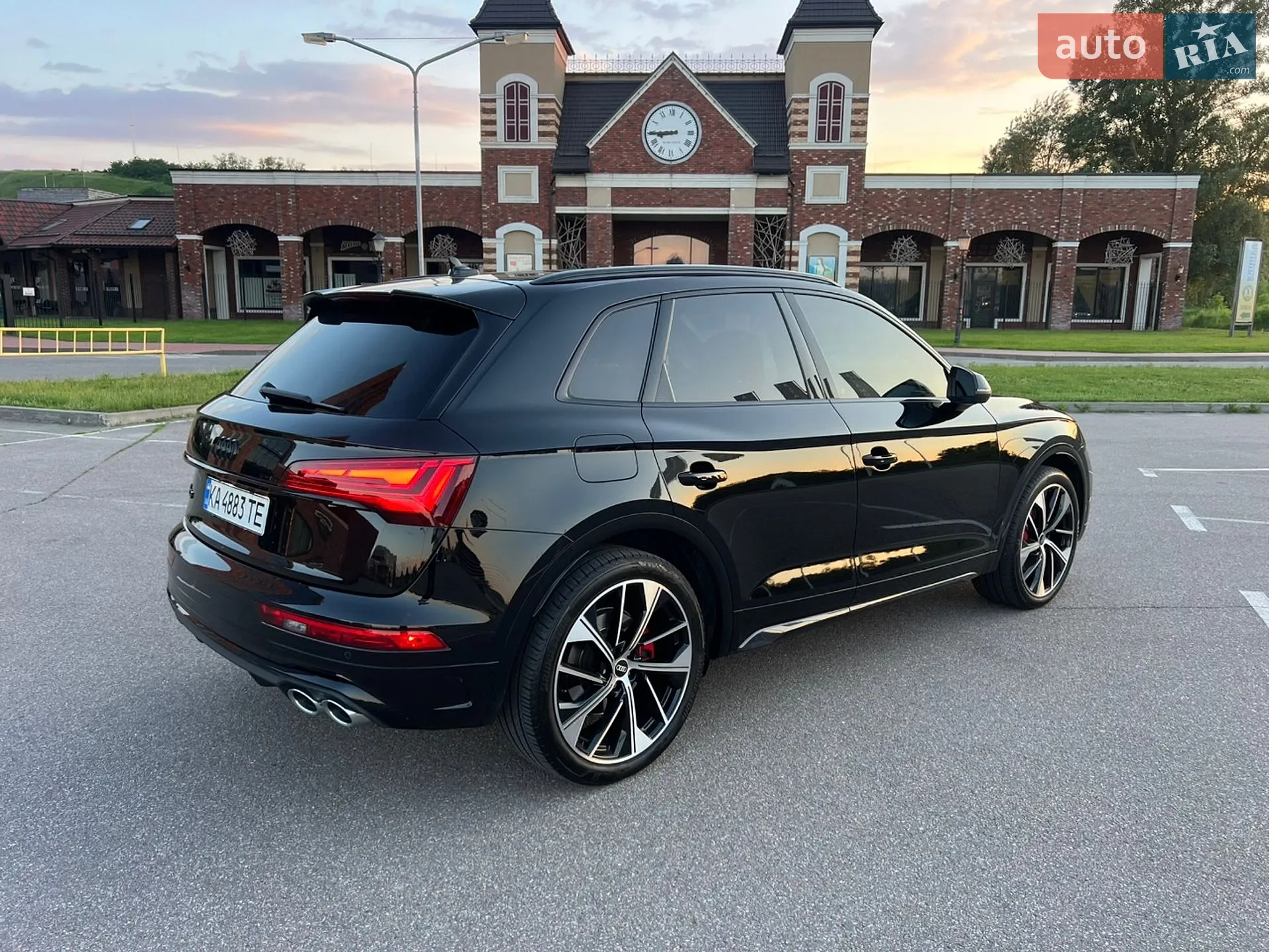 2020 Audi SQ5 - мініатюра 2