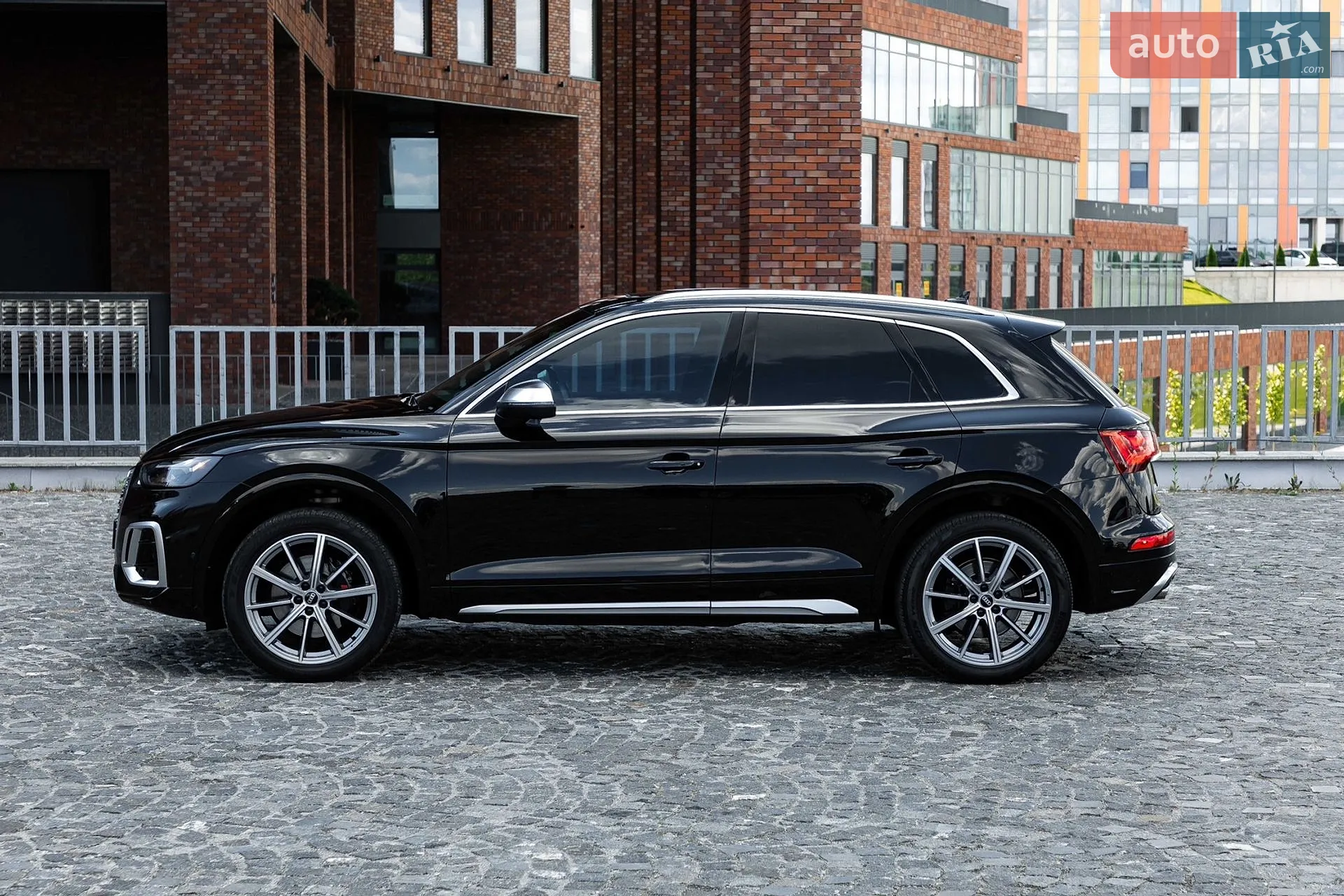 2021 Audi SQ5 - мініатюра 21