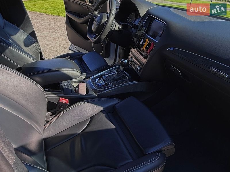 Внедорожник / Кроссовер Audi SQ5 2015 в Чернигове