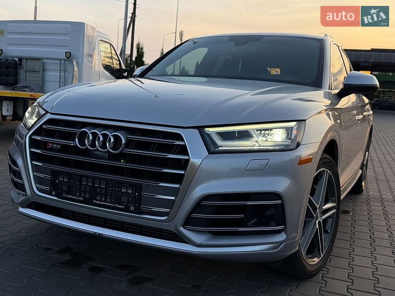 Внедорожник / Кроссовер Audi SQ5 2018 в Луцке