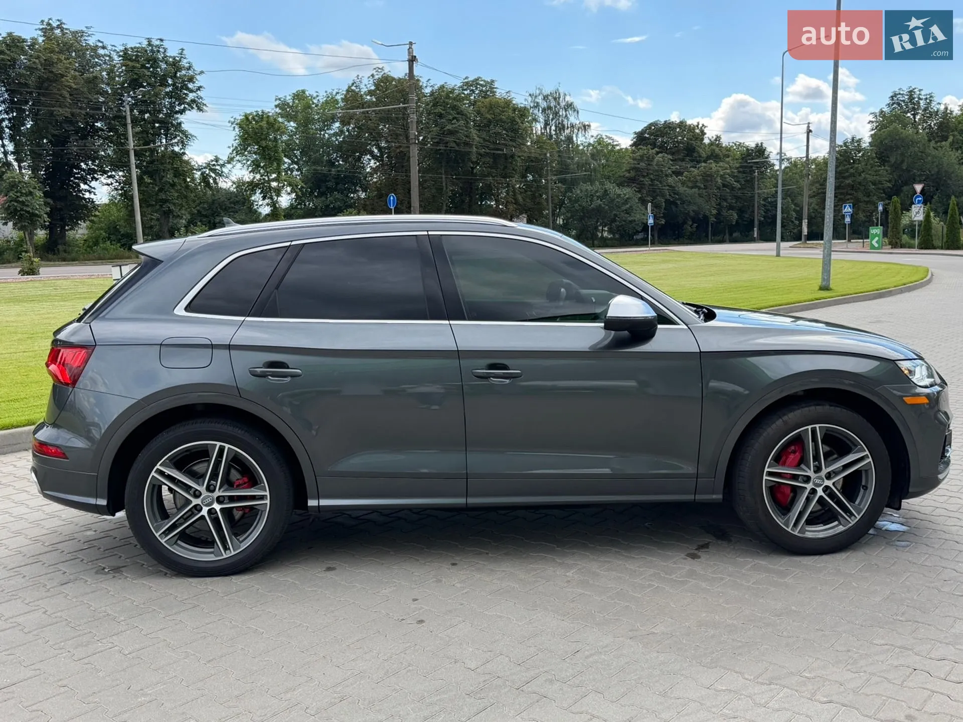 2019 Audi SQ5 - мініатюра 16