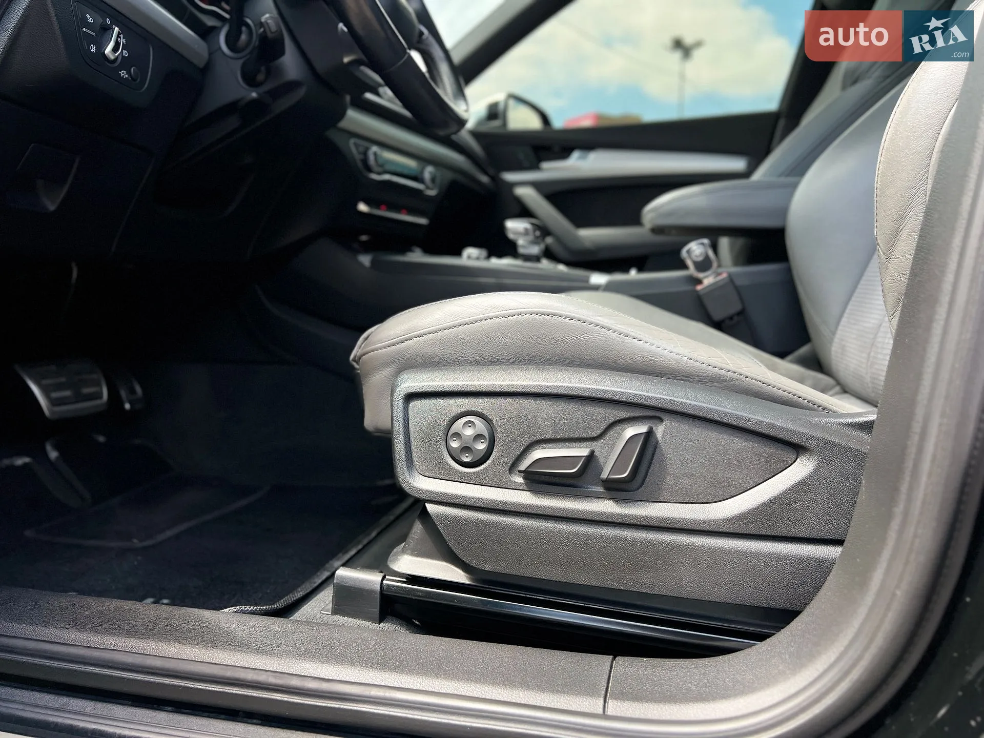 2017 Audi SQ5 - мініатюра 19