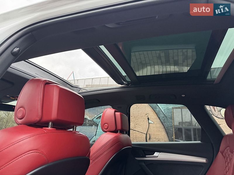 Внедорожник / Кроссовер Audi SQ5 2018 в Луцке