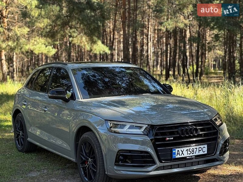 Внедорожник / Кроссовер Audi SQ5 2019 в Киеве