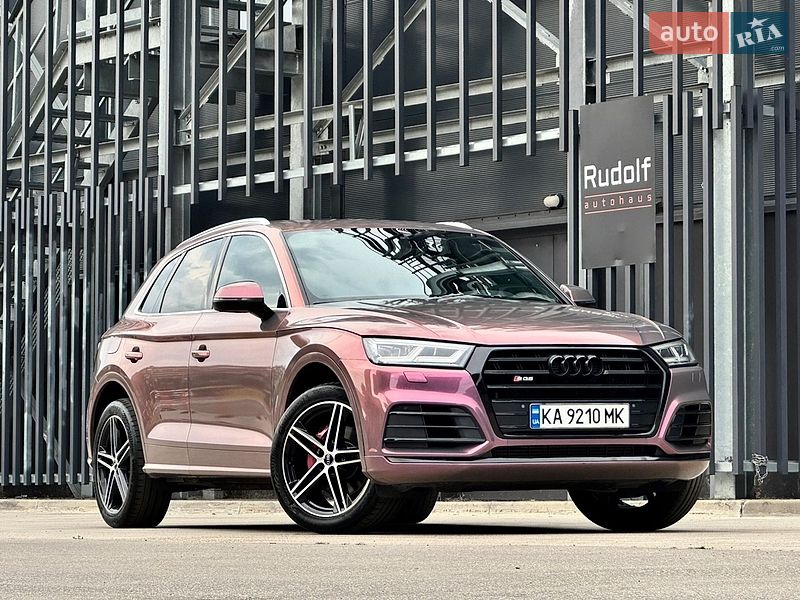 Внедорожник / Кроссовер Audi SQ5 2017 в Киеве