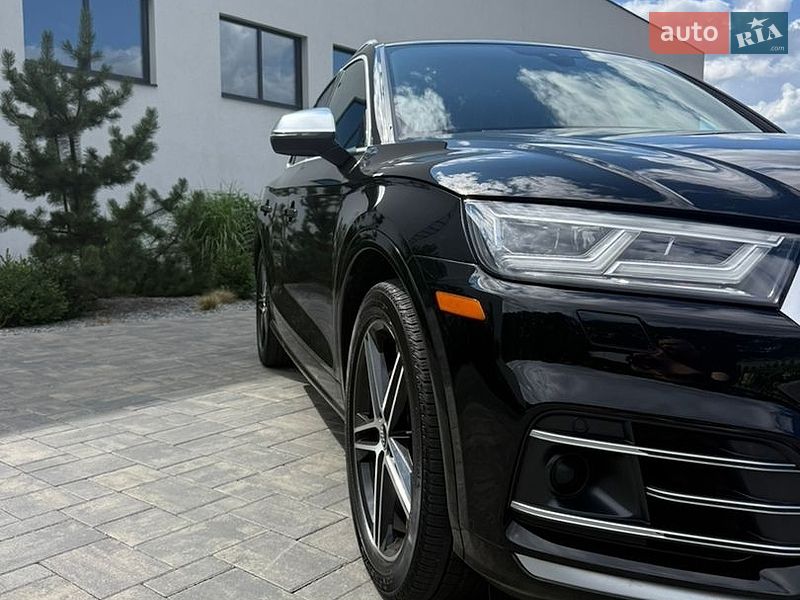 Позашляховик / Кросовер Audi SQ5 2017 в Луцьку