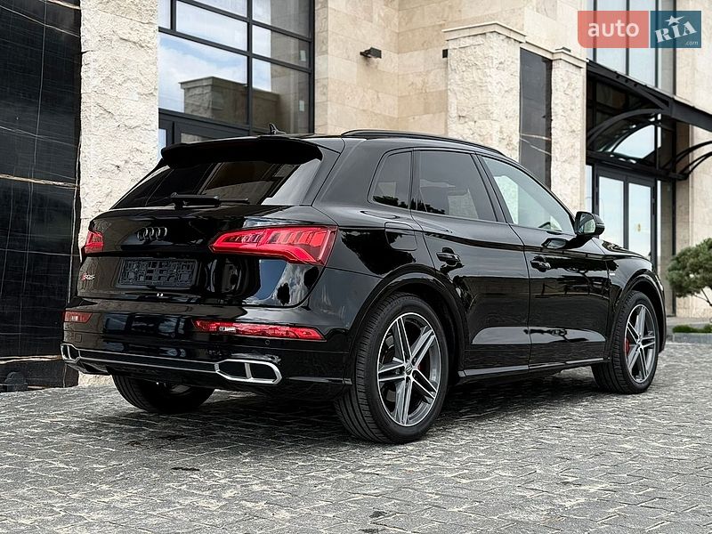 Позашляховик / Кросовер Audi SQ5 2018 в Львові