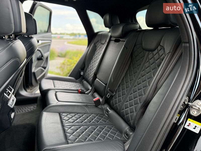 Позашляховик / Кросовер Audi SQ5 2018 в Львові