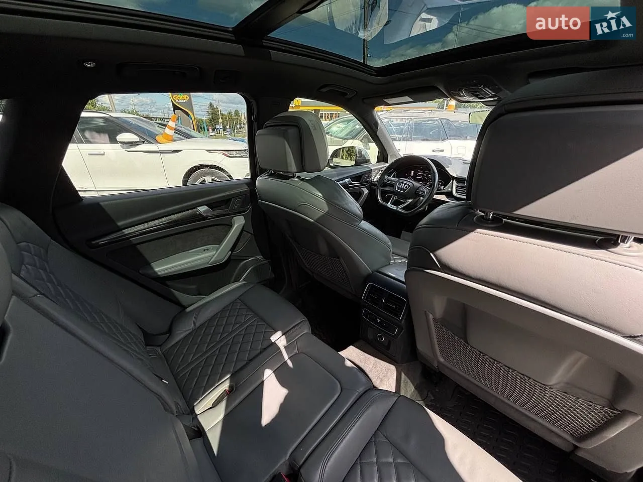 2018 Audi SQ5 - мініатюра 13