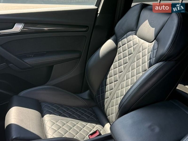 Внедорожник / Кроссовер Audi SQ5 2023 в Киеве