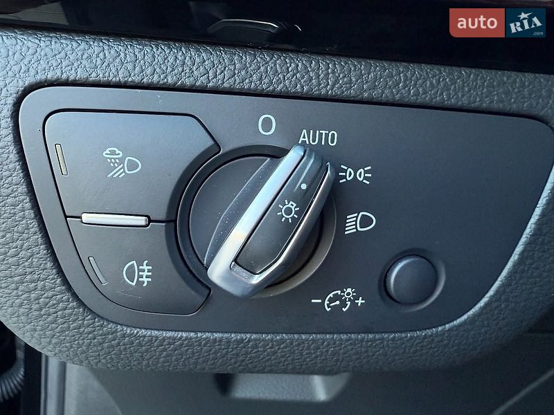 Позашляховик / Кросовер Audi SQ5 2019 в Львові