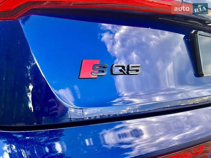 Внедорожник / Кроссовер Audi SQ5 2020 в Киеве