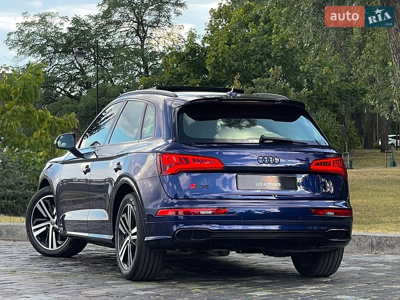 Внедорожник / Кроссовер Audi SQ5 2020 в Киеве