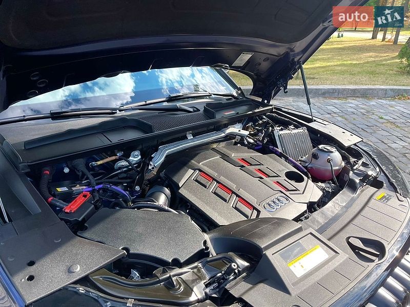 Внедорожник / Кроссовер Audi SQ5 2020 в Киеве