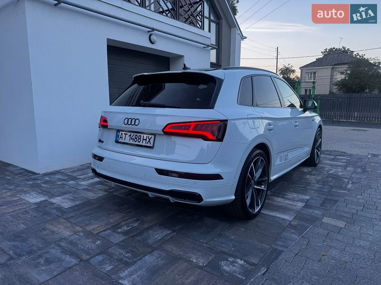 2019 Audi SQ5 - мініатюра 6