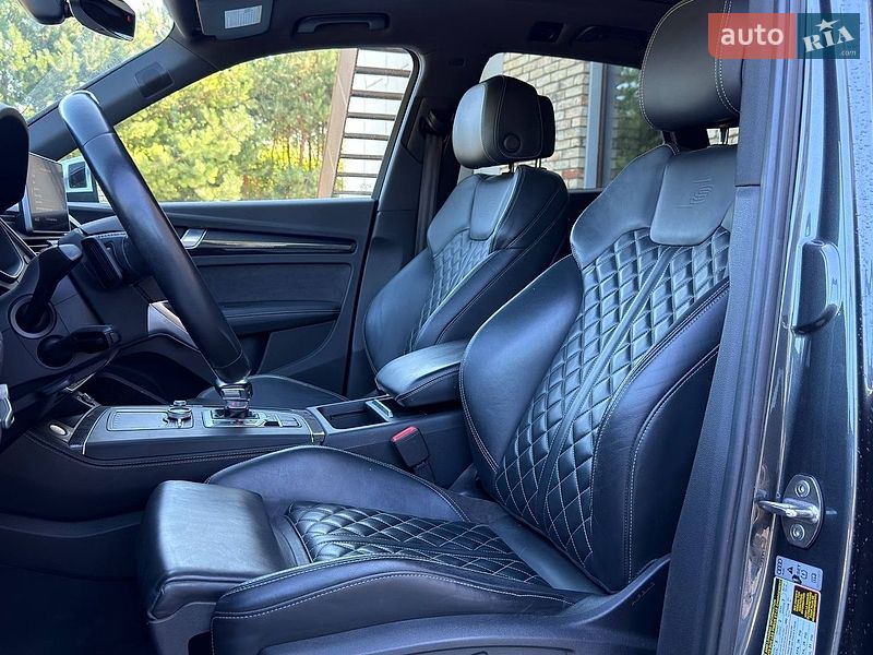 Позашляховик / Кросовер Audi SQ5 2017 в Луцьку