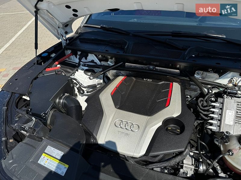 Внедорожник / Кроссовер Audi SQ5 2018 в Луцке