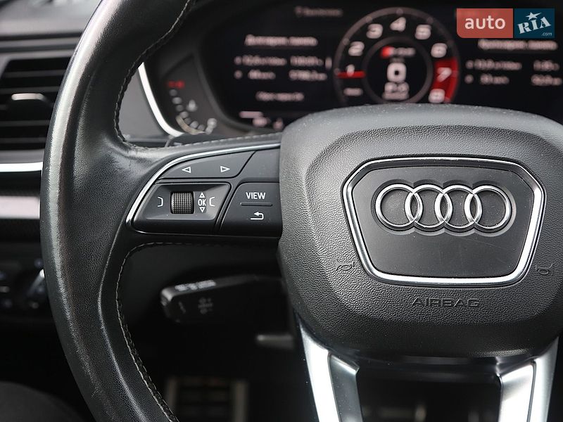 Позашляховик / Кросовер Audi SQ5 2019 в Києві