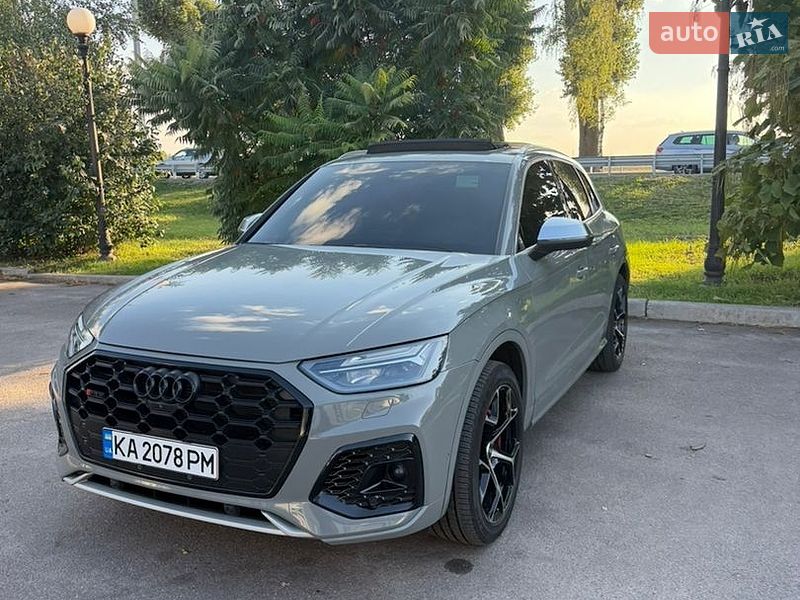 Позашляховик / Кросовер Audi SQ5 2018 в Києві