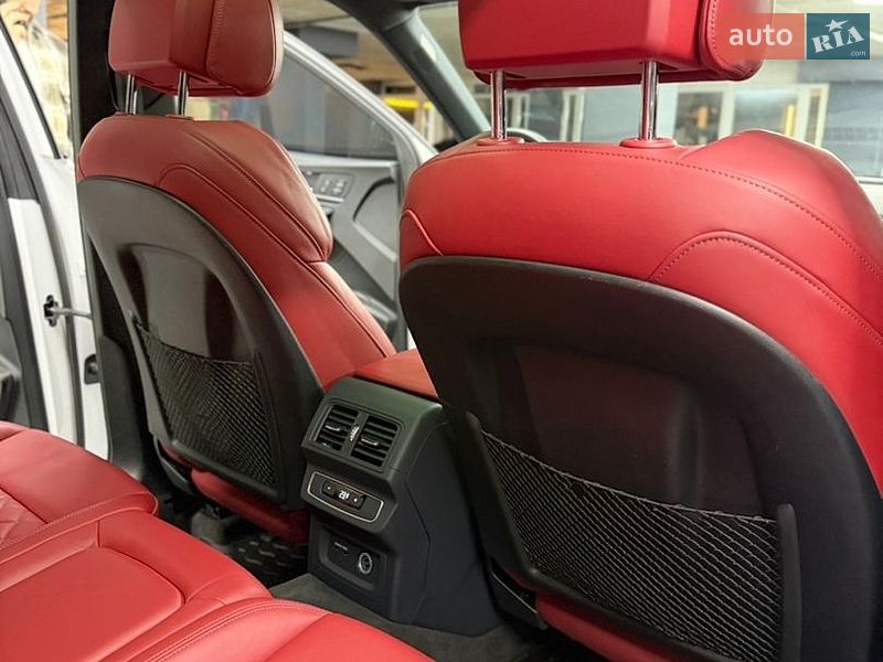 Внедорожник / Кроссовер Audi SQ5 2022 в Одессе