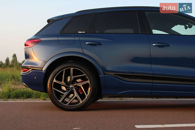 Внедорожник / Кроссовер Audi SQ6 e-tron 2024 в Киеве