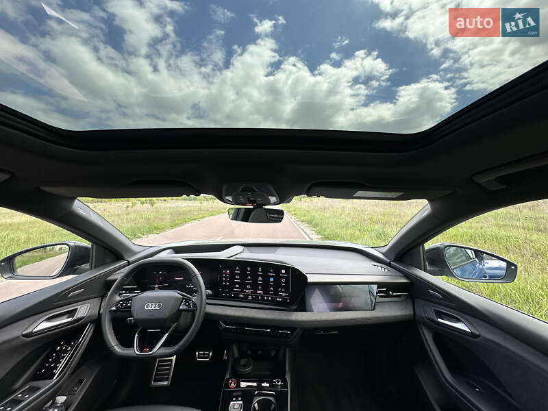 Внедорожник / Кроссовер Audi SQ6 e-tron 2024 в Киеве