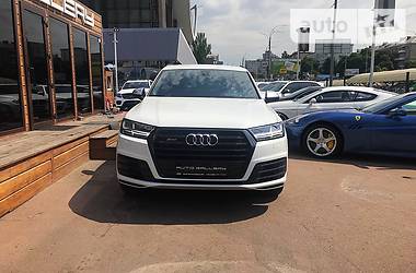 Внедорожник / Кроссовер Audi SQ7 2017 в Киеве