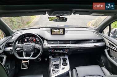 Внедорожник / Кроссовер Audi SQ7 2017 в 