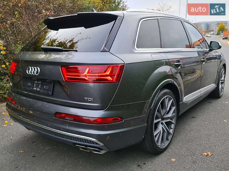 Позашляховик / Кросовер Audi SQ7 2017 в Бердичеві
