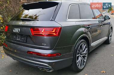 Внедорожник / Кроссовер Audi SQ7 2017 в 