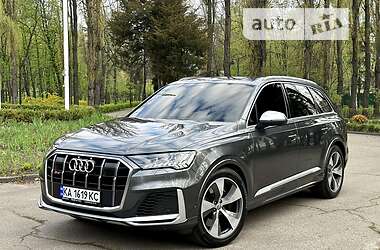 Внедорожник / Кроссовер Audi SQ7 2021 в Киеве