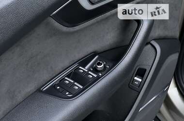 Внедорожник / Кроссовер Audi SQ7 2016 в 
