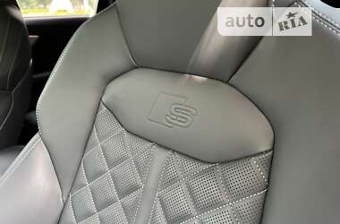 Внедорожник / Кроссовер Audi SQ7 2021 в 