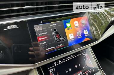 Внедорожник / Кроссовер Audi SQ7 2021 в 