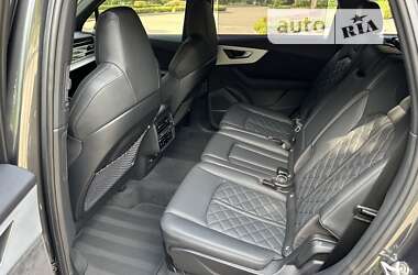 Внедорожник / Кроссовер Audi SQ7 2021 в 