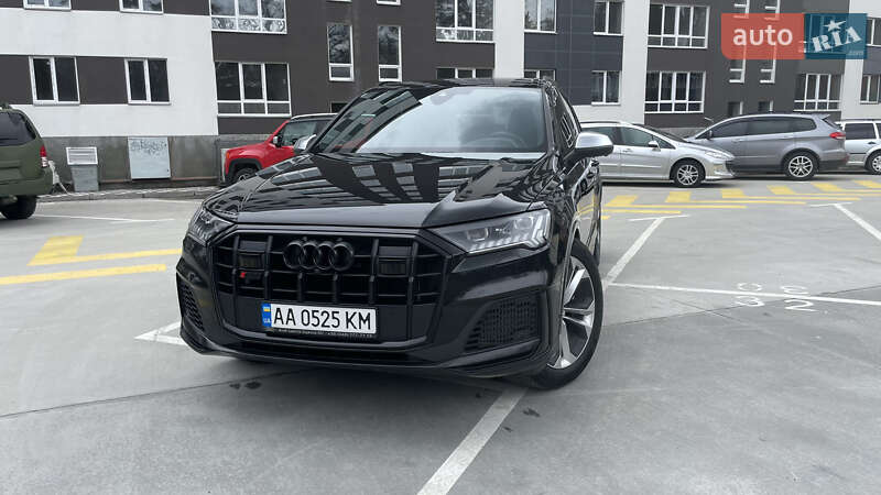 Внедорожник / Кроссовер Audi SQ7 2021 в Киеве