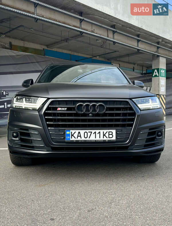 Внедорожник / Кроссовер Audi SQ7 2018 в Киеве