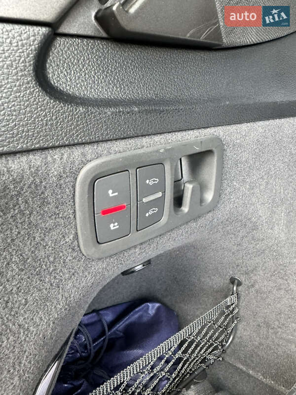 Внедорожник / Кроссовер Audi SQ7 2018 в Киеве