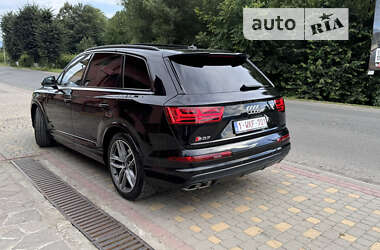 Внедорожник / Кроссовер Audi SQ7 2018 в Сваляве