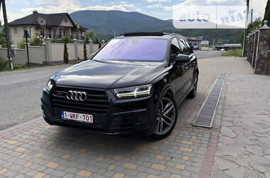 Позашляховик / Кросовер Audi SQ7 2018 в Сваляві