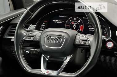 Внедорожник / Кроссовер Audi SQ7 2017 в 