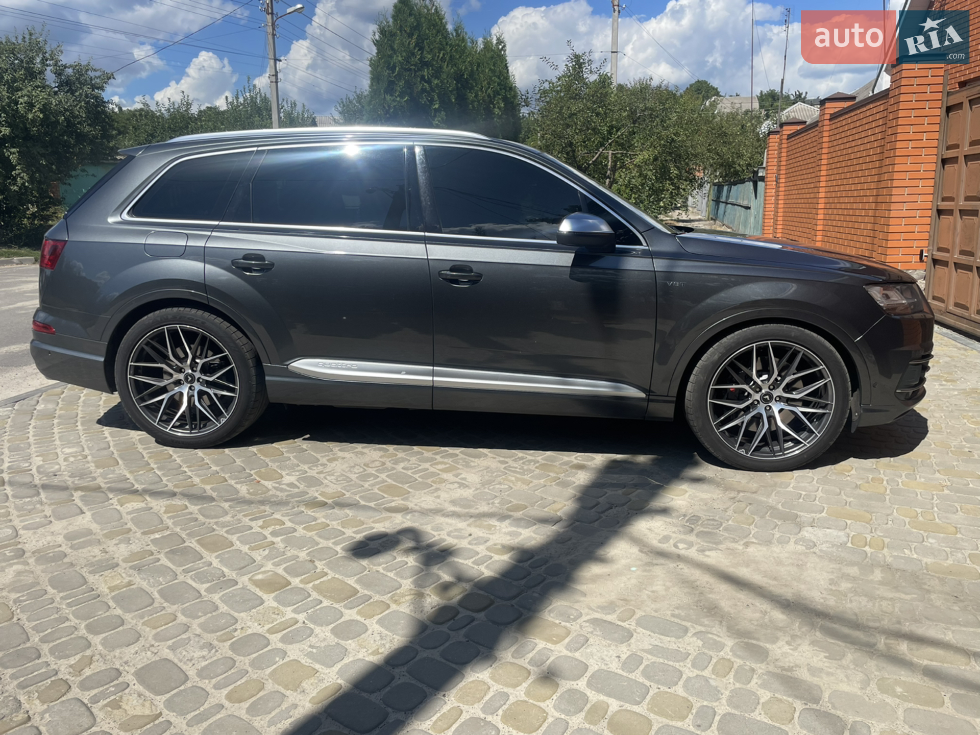 2017 Audi SQ7 - мініатюра 2
